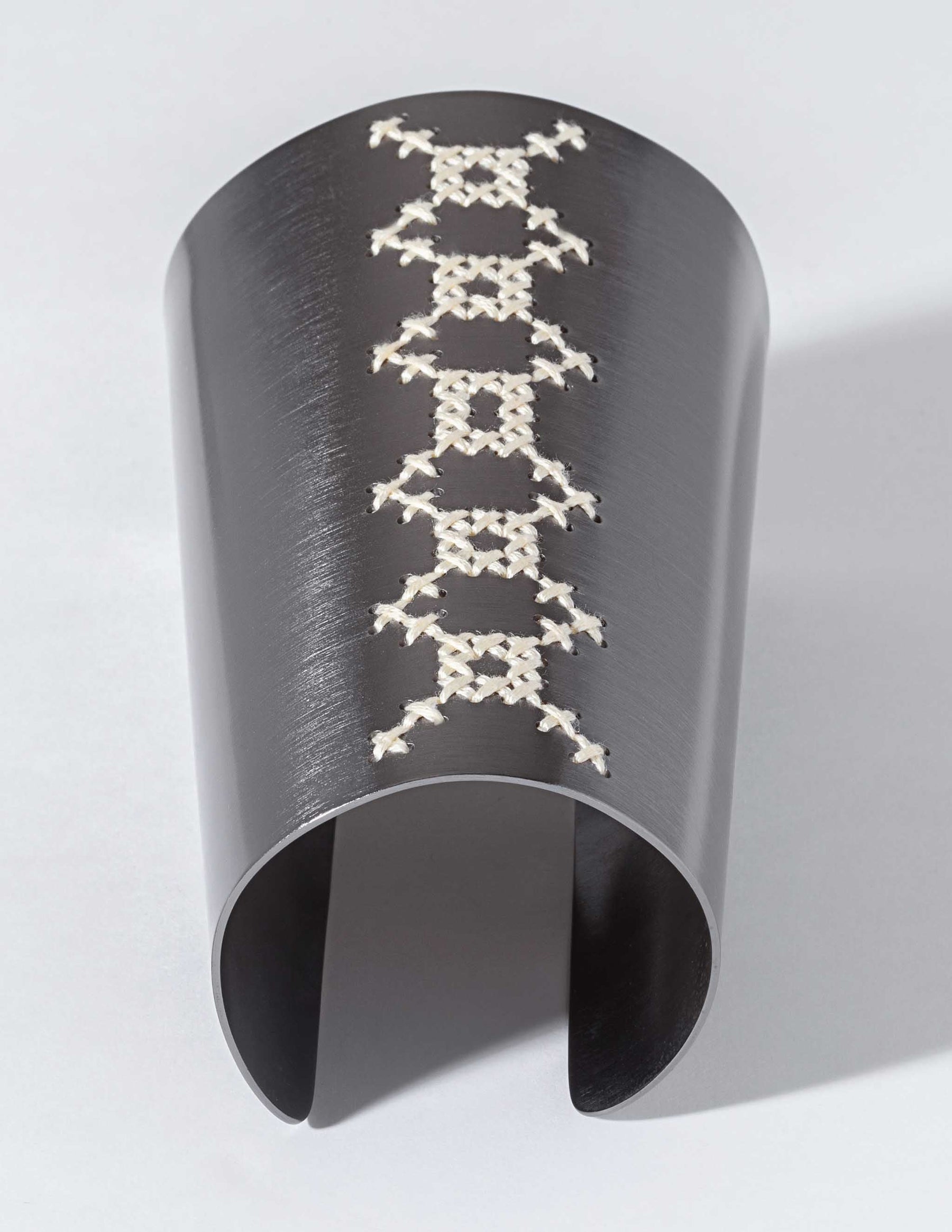 Apladia Sleeve Black Cuff CHARALAMPIA