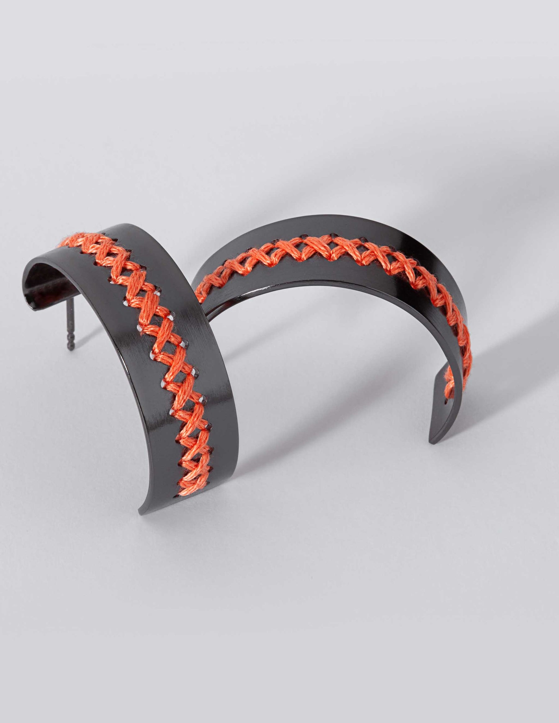 Hera Black Hoop Earrings - CHARALAMPIA