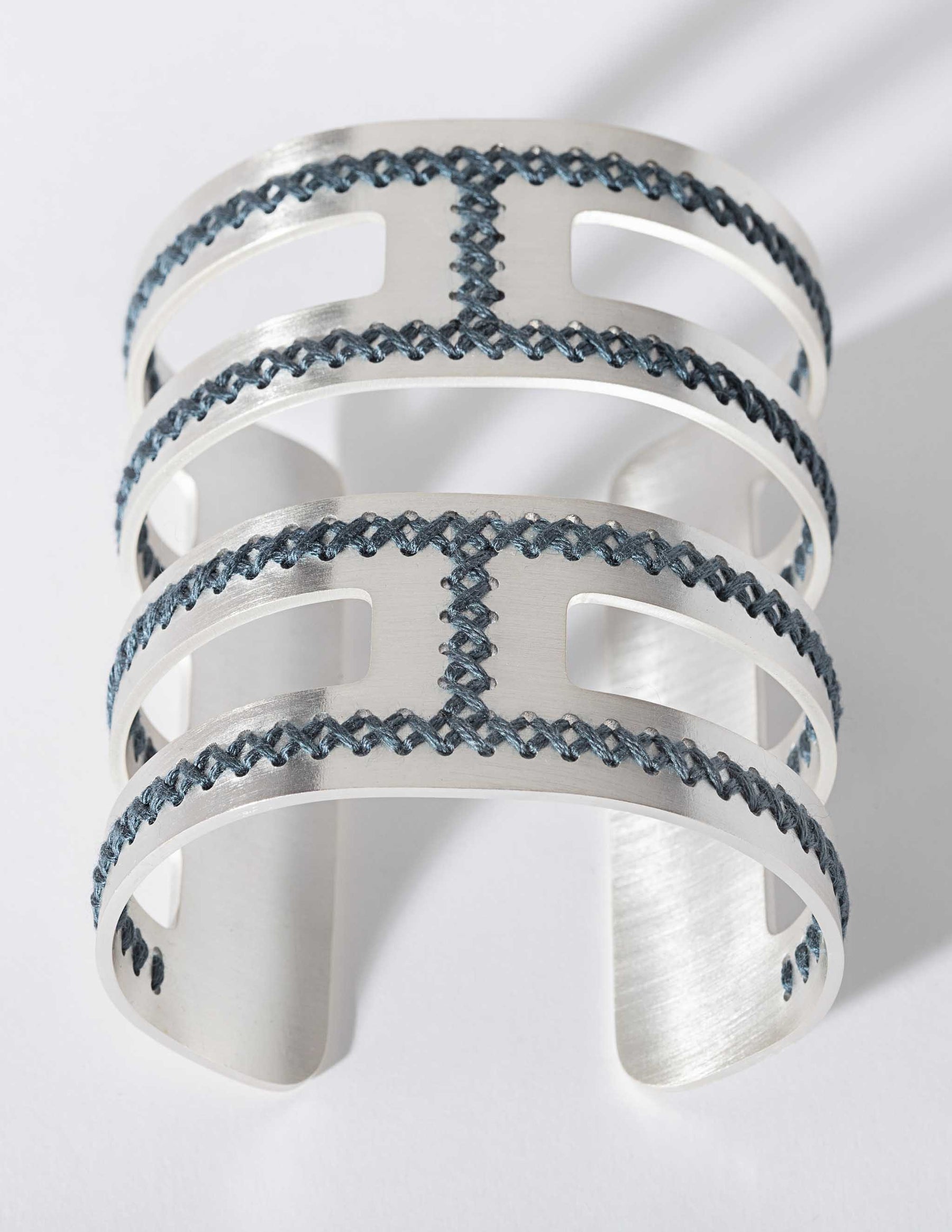 Labyrinth Silver Cuff - CHARALAMPIA