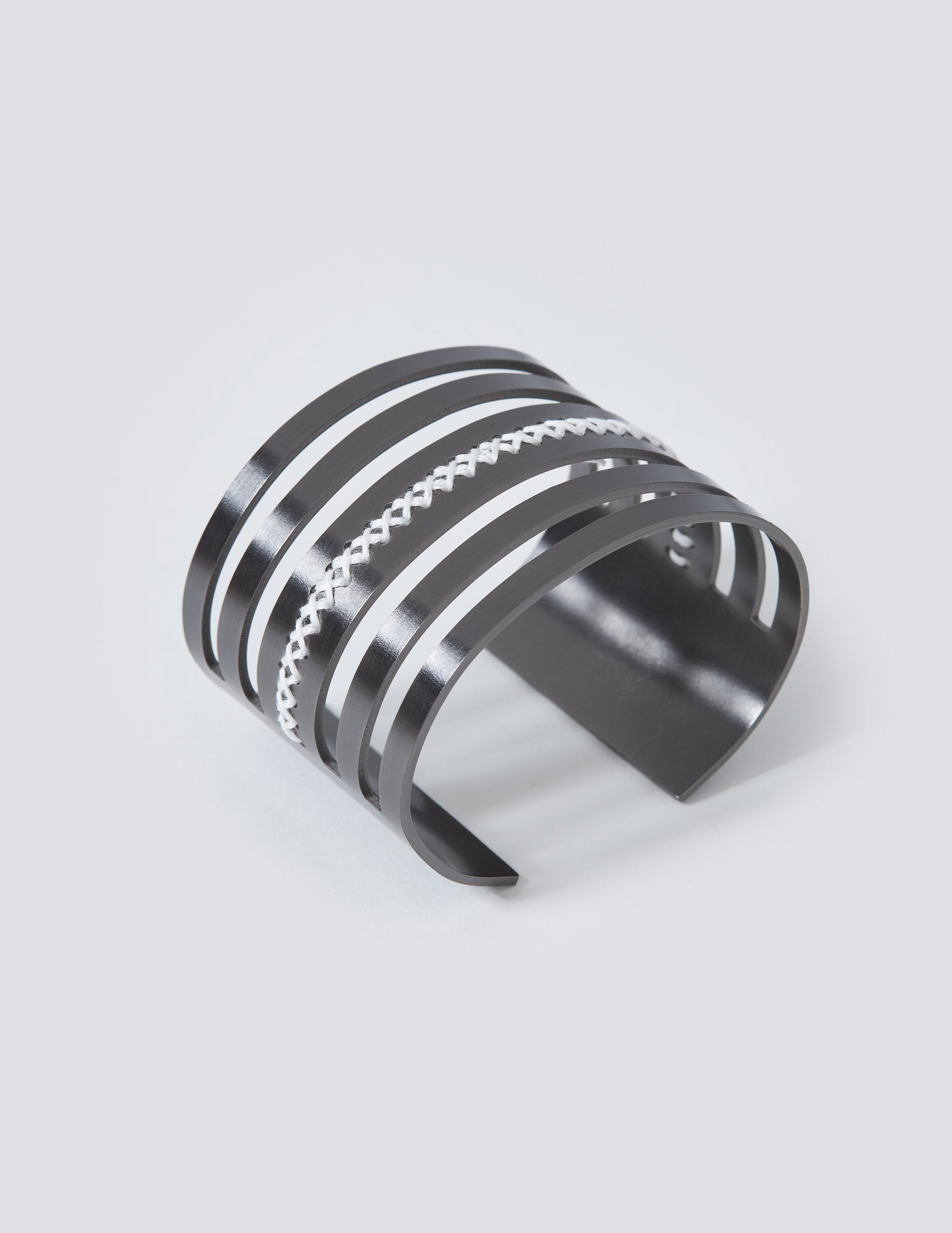 Leda Black Cuff - CHARALAMPIA