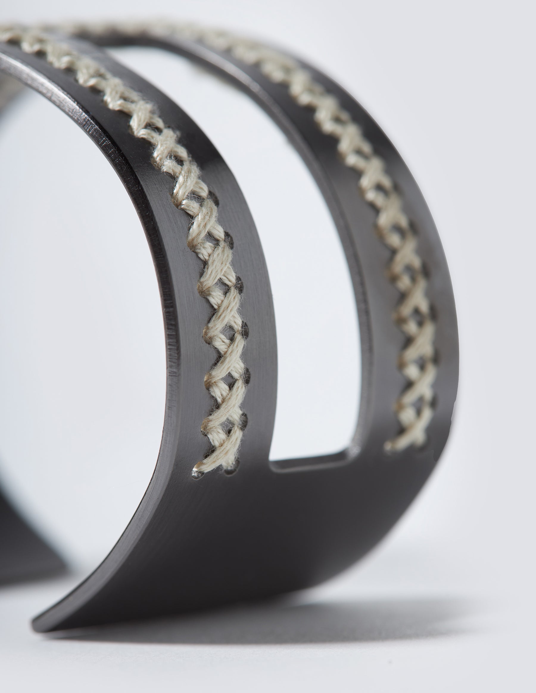 Moeris Black Bracelet - CHARALAMPIA